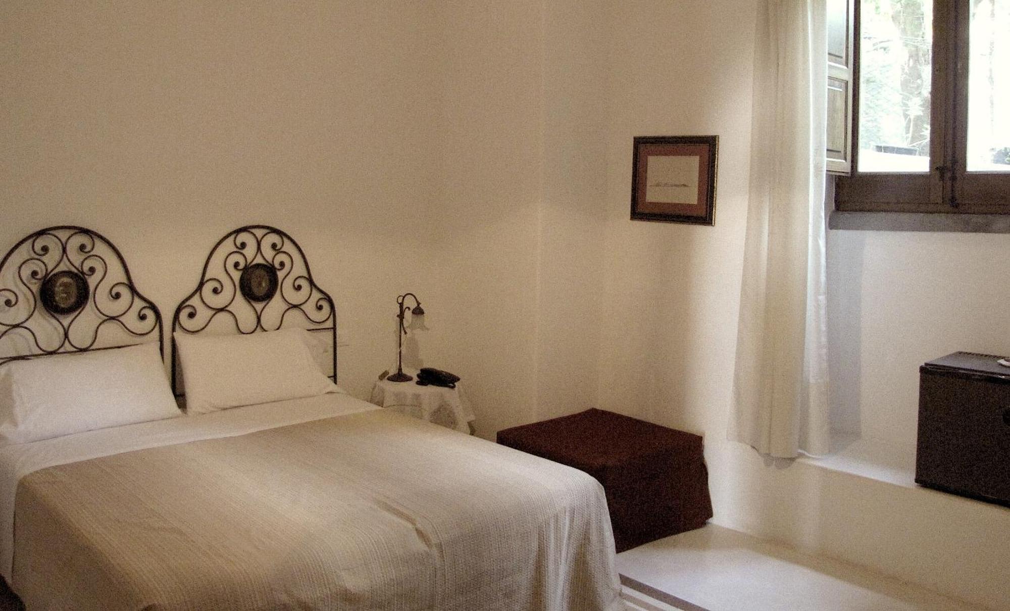 Hotel Santa Marina Antica Foresteria Santa Marina Salina Exteriör bild