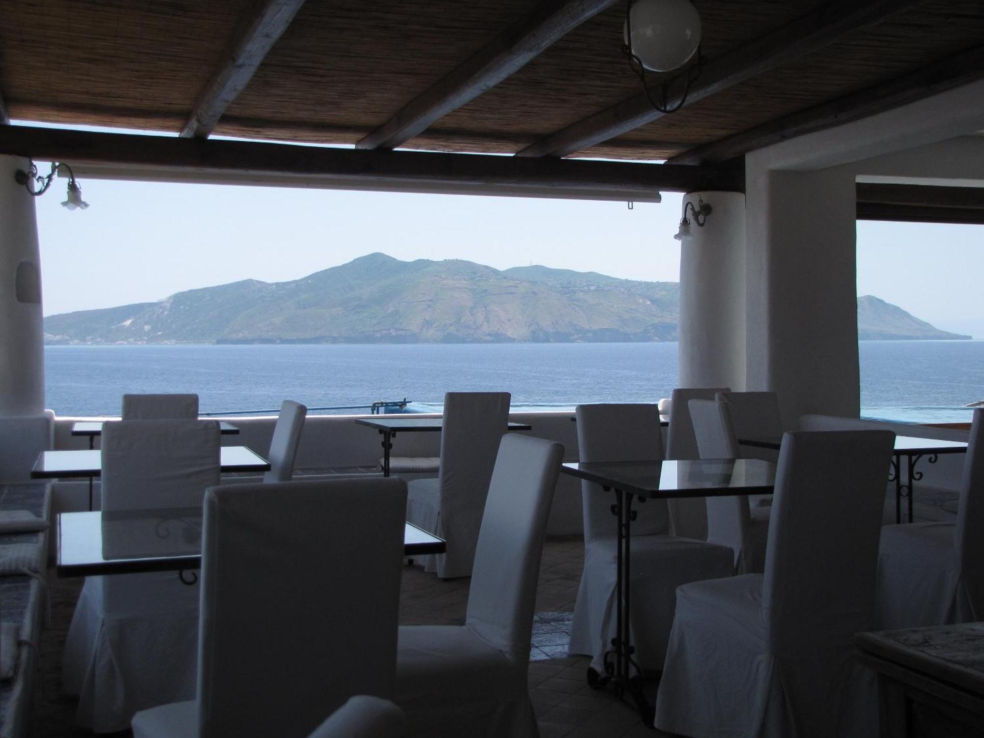 Hotel Santa Marina Antica Foresteria Santa Marina Salina Exteriör bild