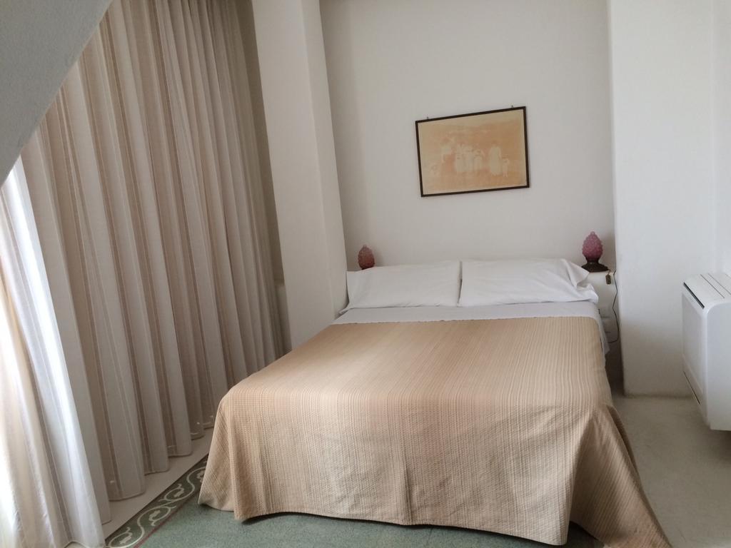 Hotel Santa Marina Antica Foresteria Santa Marina Salina Exteriör bild